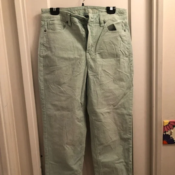 American Eagle Green Corduroy Jeans - Picture 1 of 5